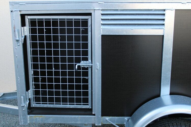 BW Trailers 4 Box – Geräumiger Hundeanhänger – Bild 2