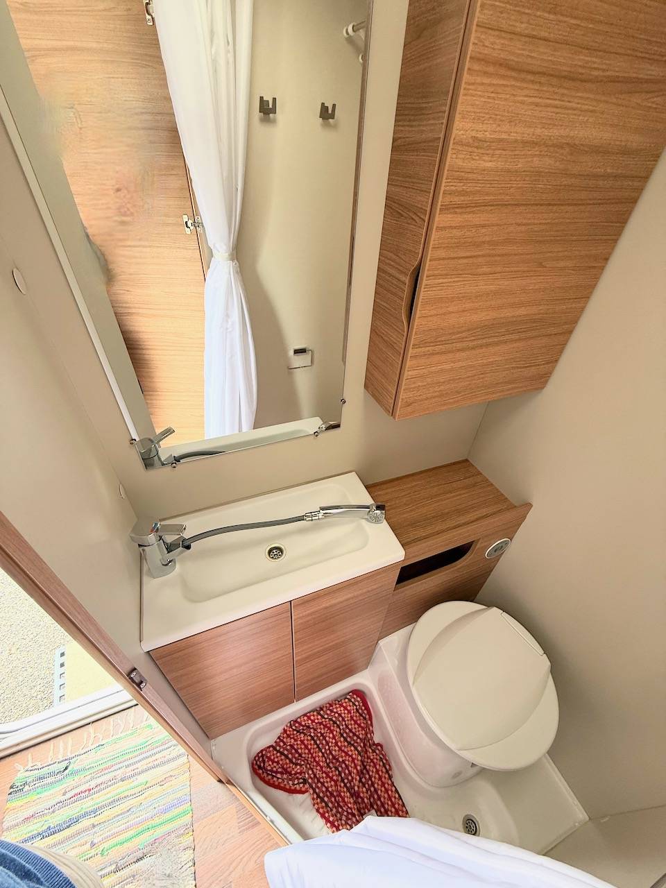 Weinsberg CaraOne 390 QD – Wohnwagen 4,70 m mit Querbett – Bild 5